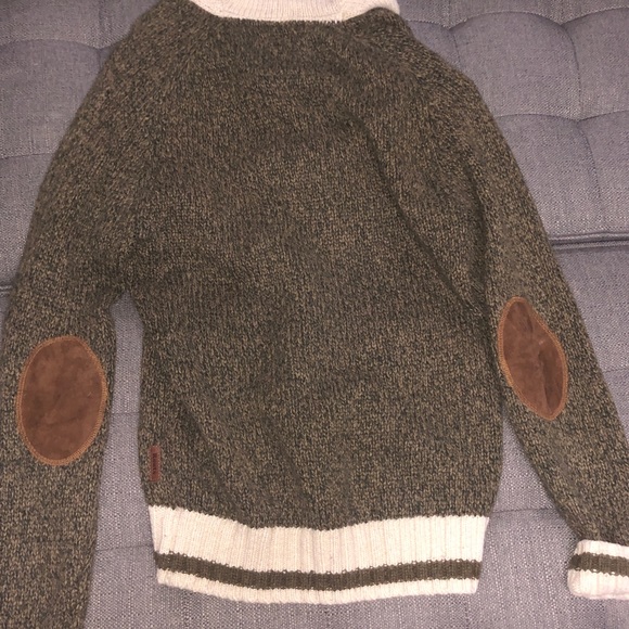 Roots sweater - Picture 5 of 5